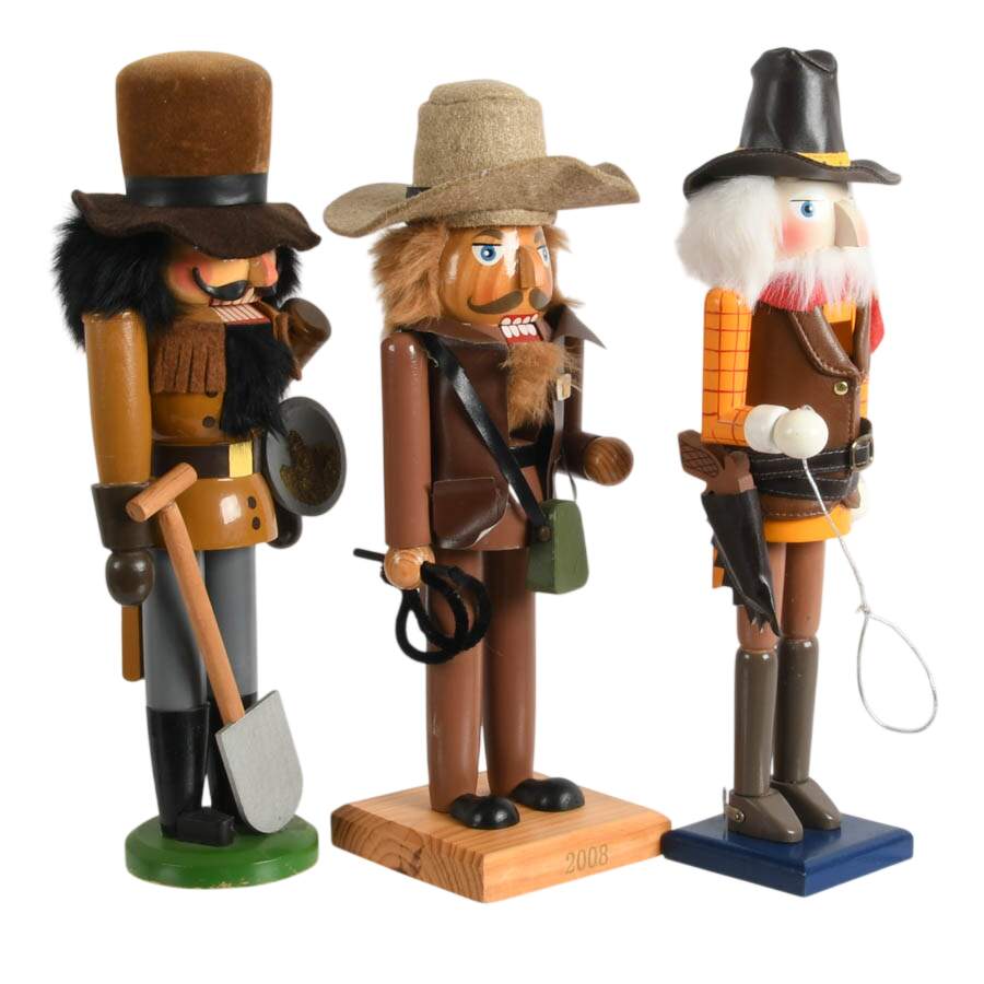 Trio of Wild West Nutcrackers-4