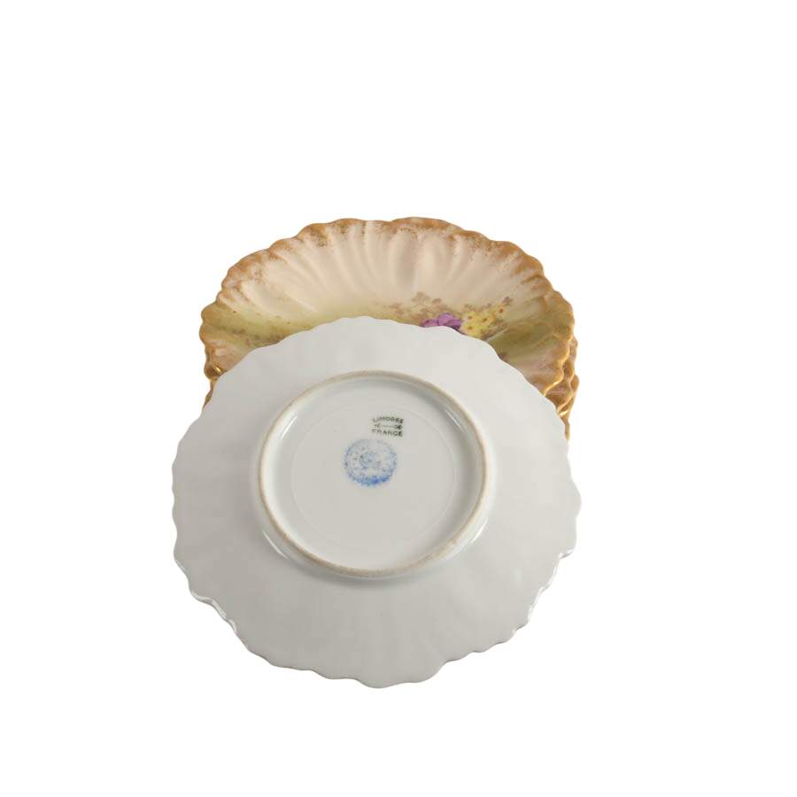 Universal Toaster and Five Limoges Bread and Butter Plates-11
