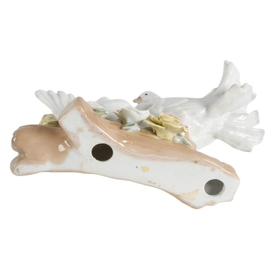 Vintage Capodimonte-Style Fan Tail Doves on Branch-8