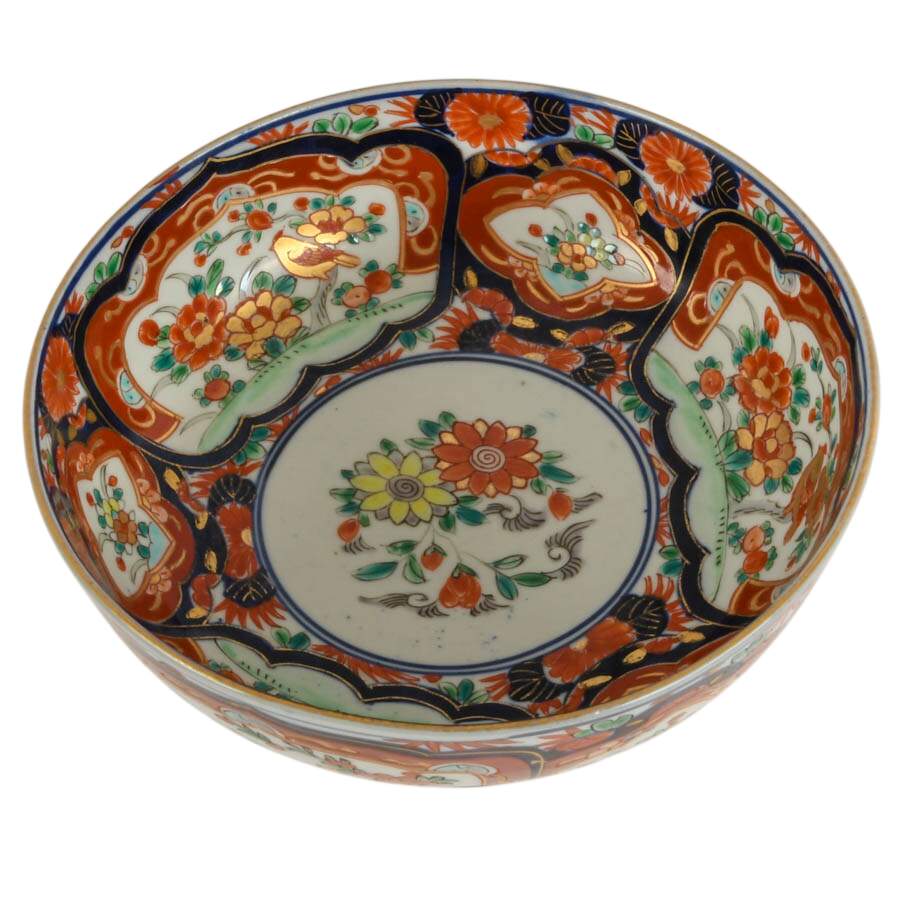 Japanese Imari Porcelain Bowl on Stand-3
