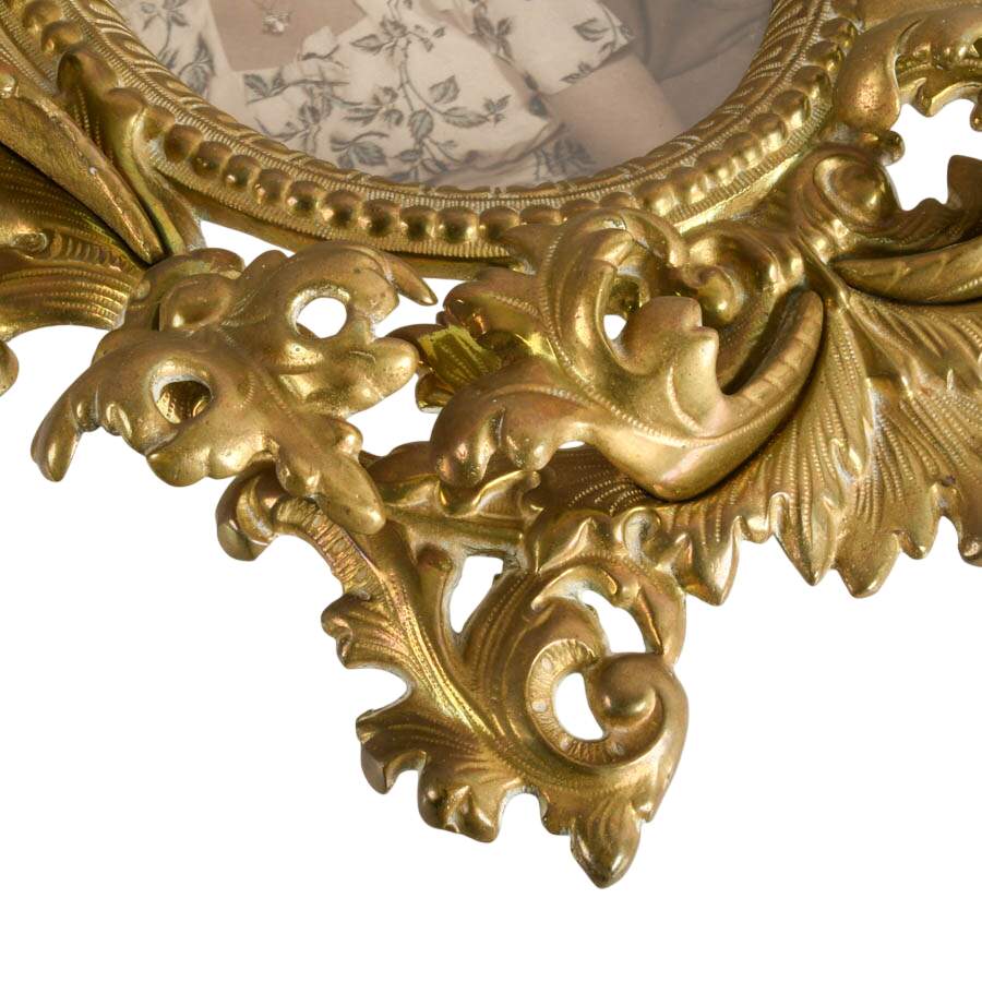 Antique Brass Rococo-Style Wall Hanging Picture Frame-5