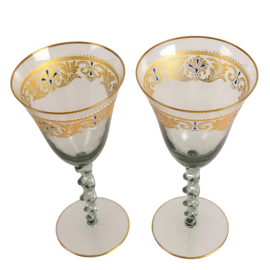 3-Piece Elegant Royal Gallery Cut Crystal Decanter and Stemware Gift Set-5