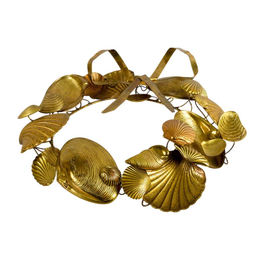 Vintage Dresden-Style Petites Choses Brass Seashell Wreath-2