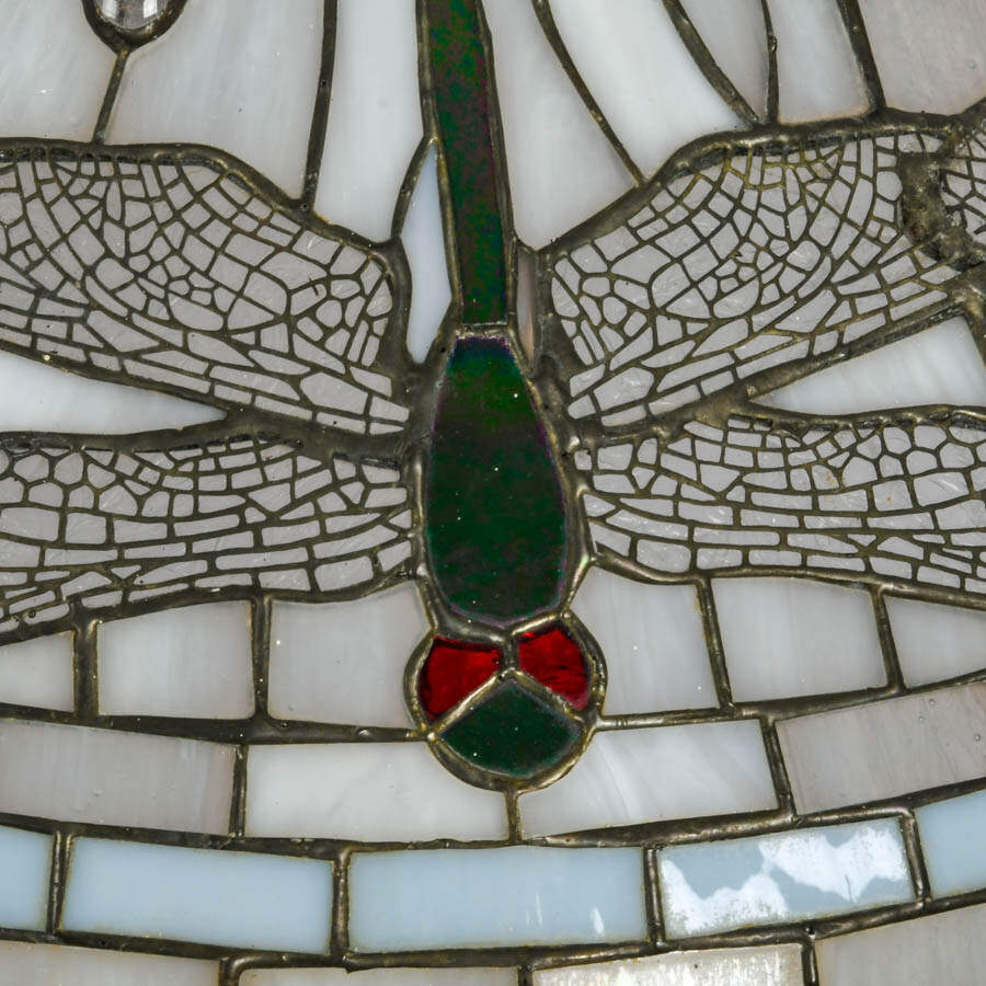 Tiffany-Style Stained-Glass Dragonfly Pendant Light-3