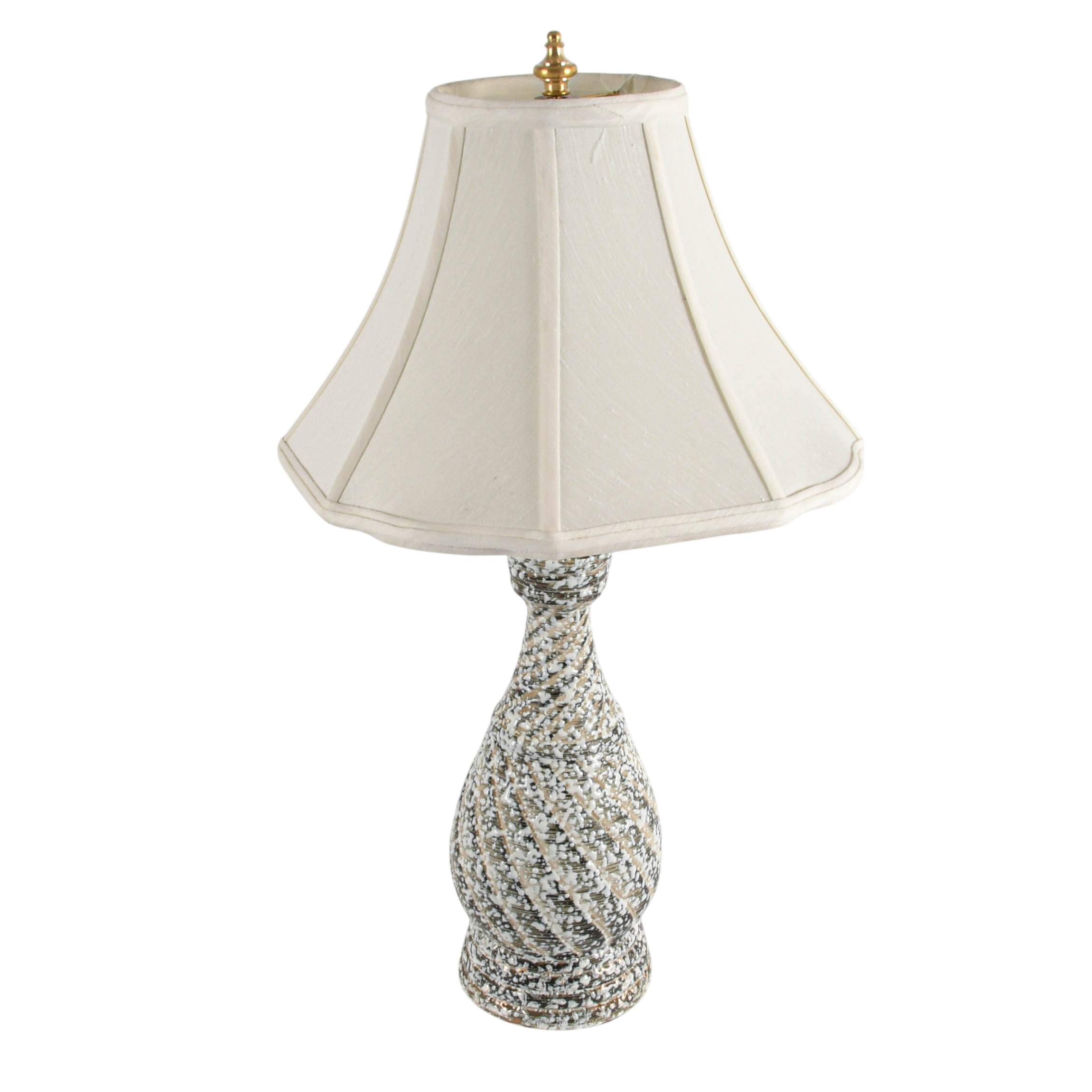 Mid-Century Modern Spatterware Table Lamp-3