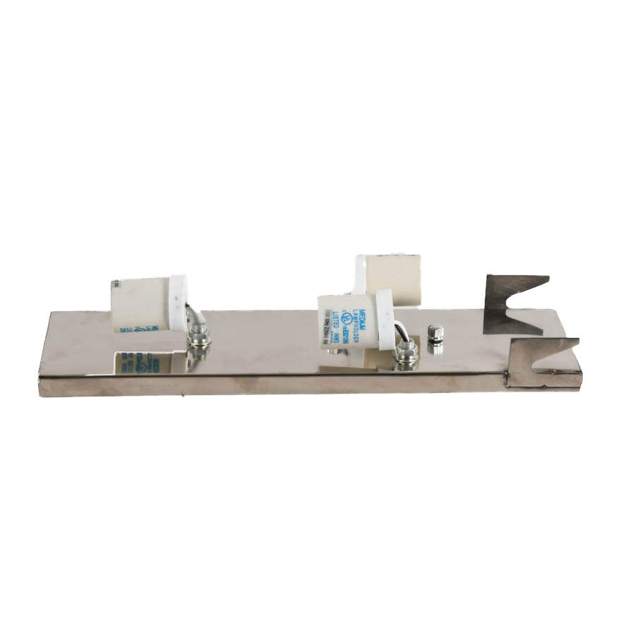 Metal Three-Socket Wall Sconce-3