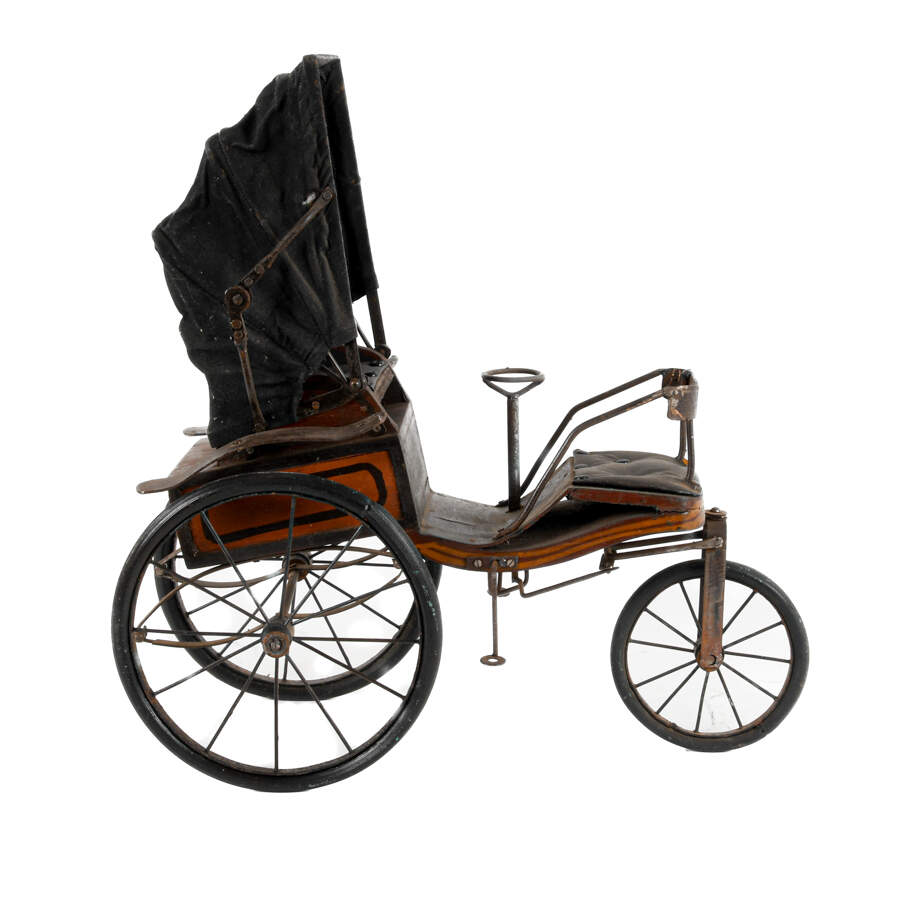 Antique-Style Wooden Model T Car Sculpture-3