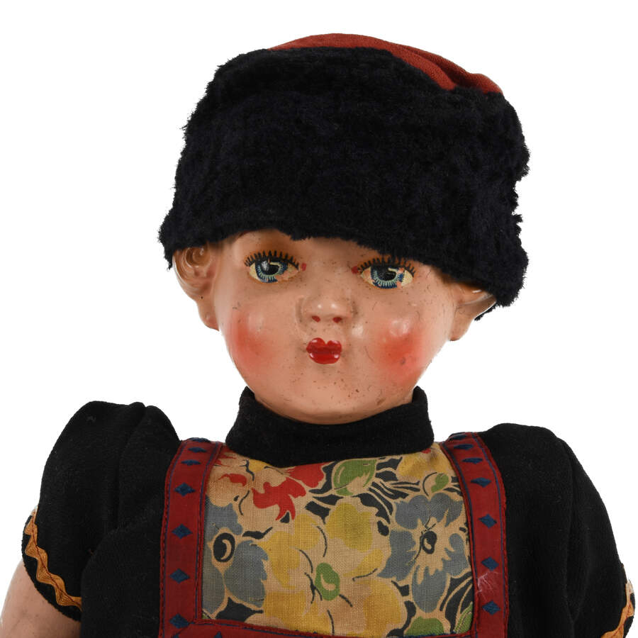 WWII Mechanical Walking Dutch Girl Doll-2