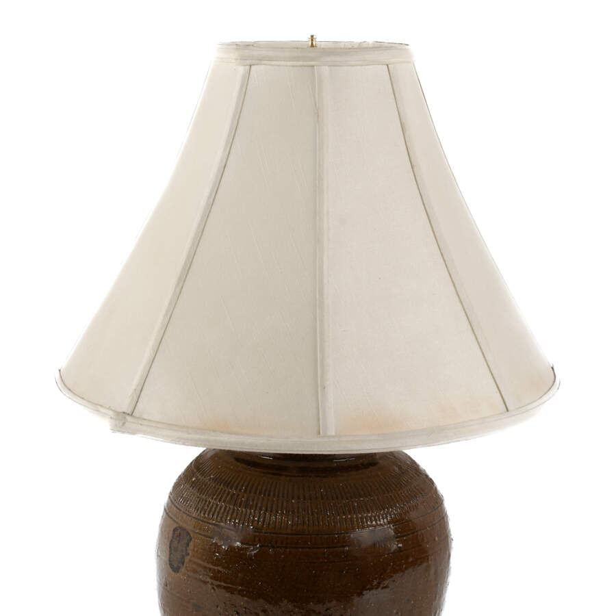 Chinese Stoneware Table Lamp on Decorative Base-4