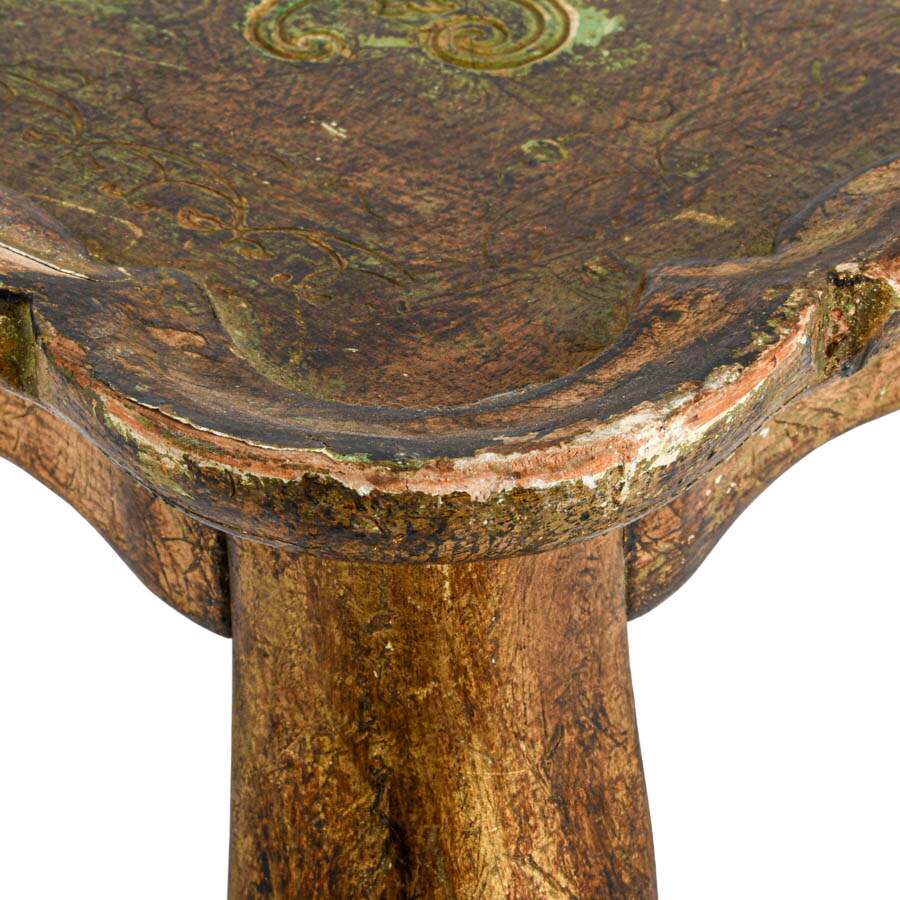 Pair of Painted Italian Wooden Nesting Tables-7
