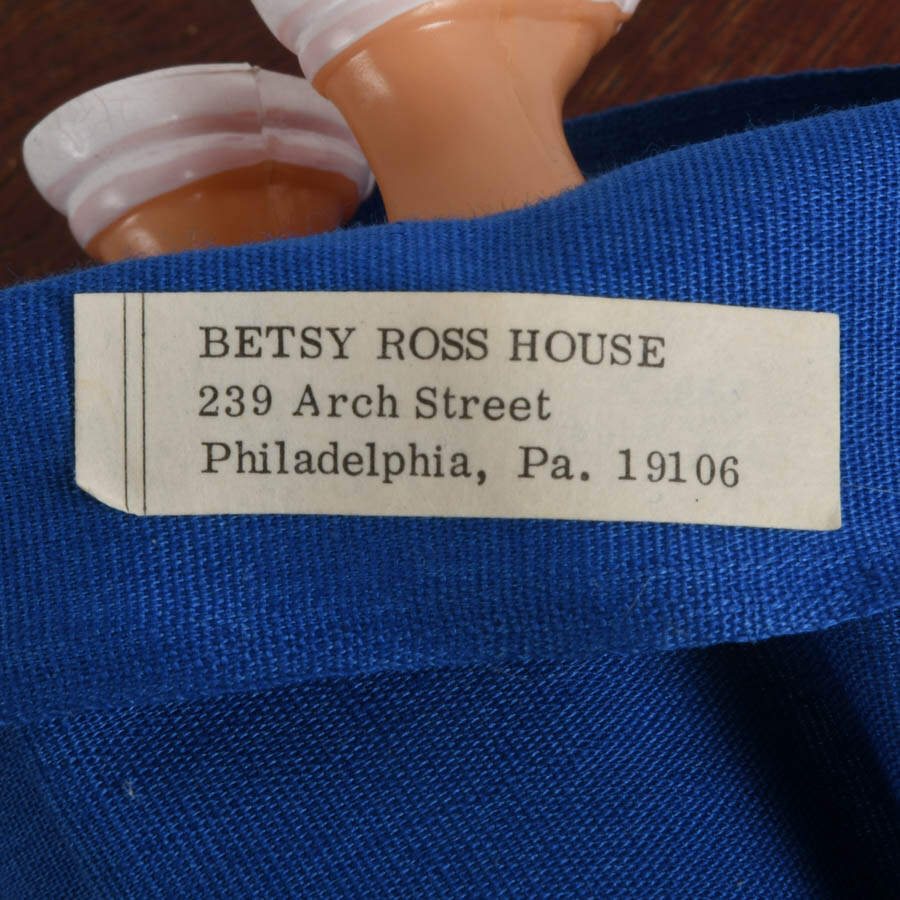 Vintage Jeffrey Snyder Betsy Ross Bicentennial Pincushion Doll Under Dome-7