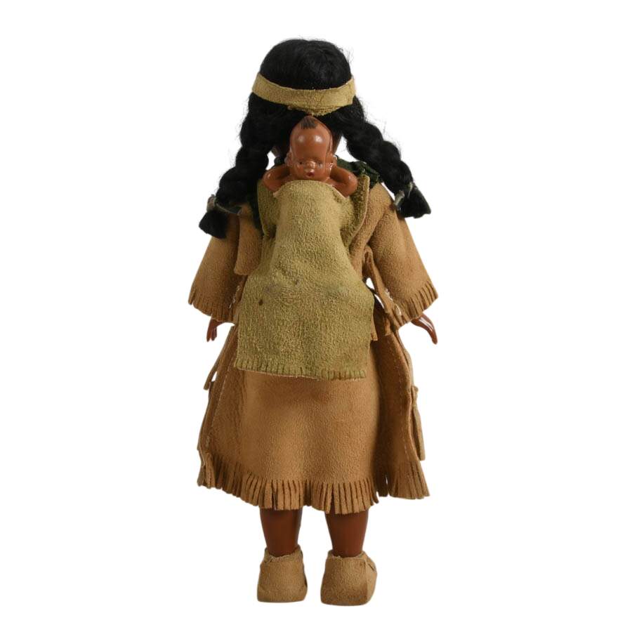 Six Vintage Around the World Travel Dolls-4