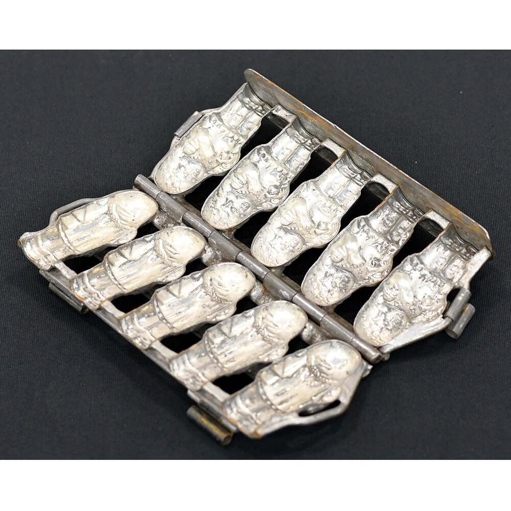 Circa 1930s Anton Reiche German Five Brides Chocolate Mold-6