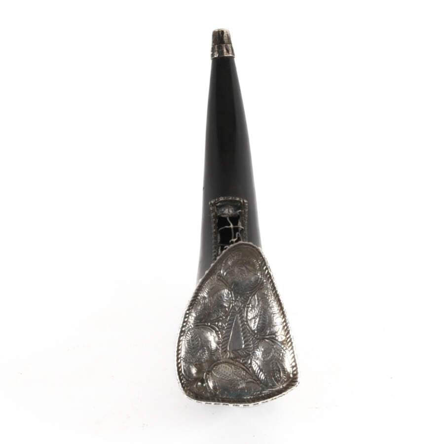 Silver Detailed Cow Horn with Thimble Point Cover-2