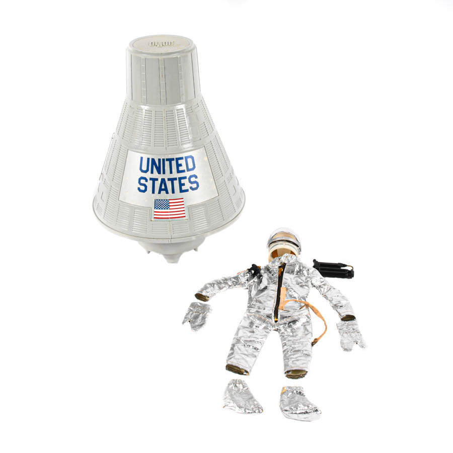 GI Joe Official Space Capsule and Authentic Suit with Original Box-2