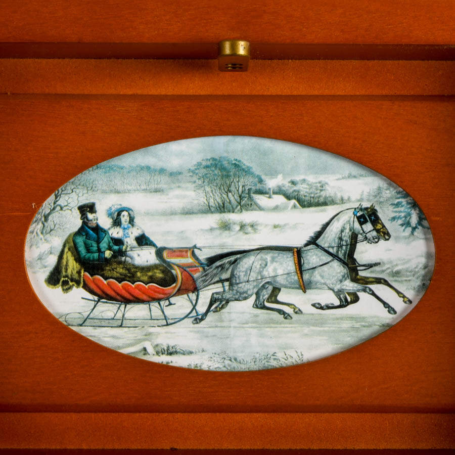 1990s Mr. Christmas Music in Motion Fifteen Song Music Box-4
