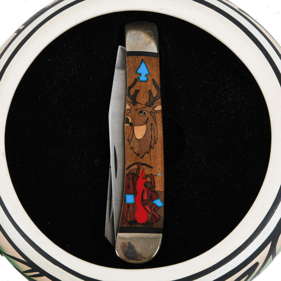 Native Buck Pocket Knife and Display Pot-4