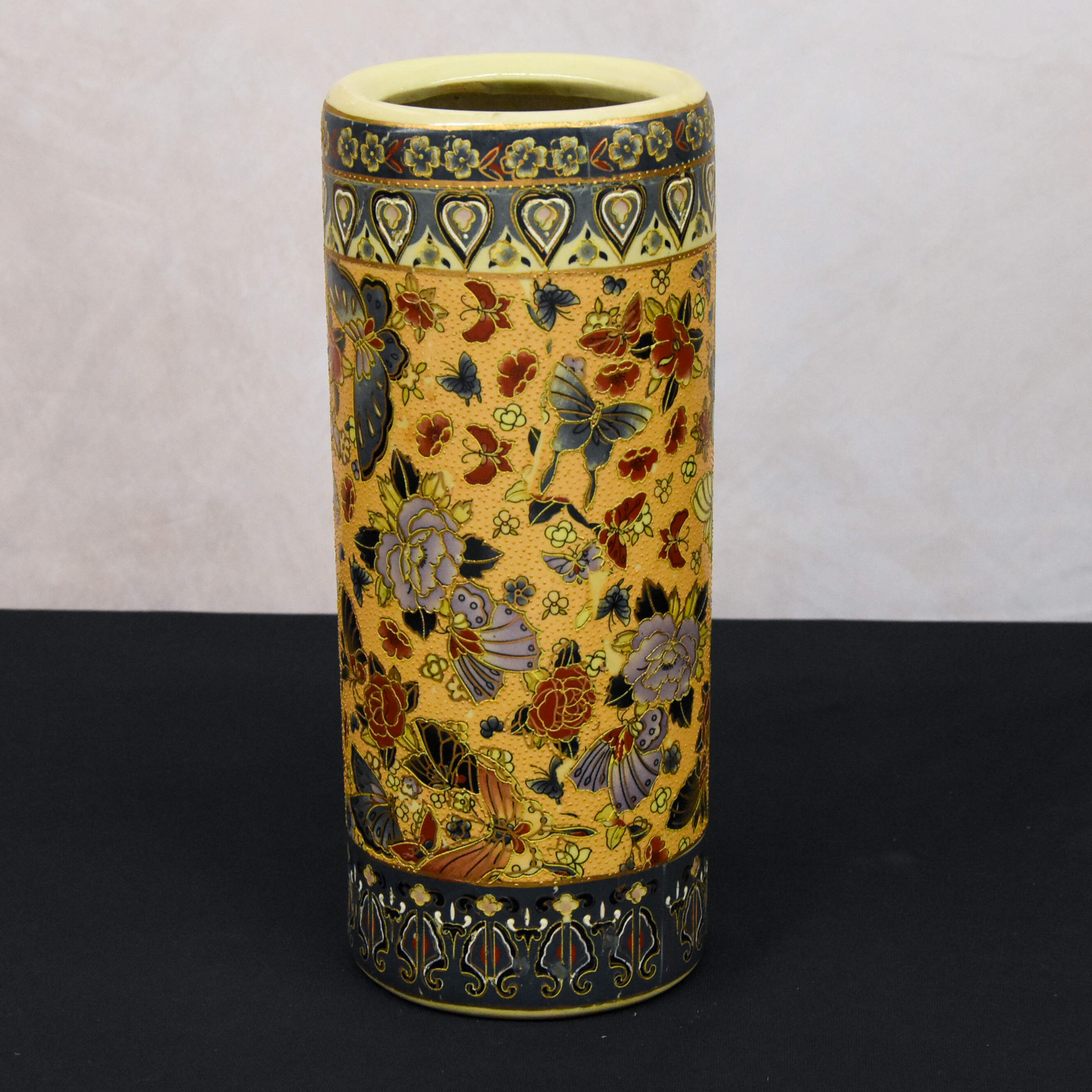 Chinese Cylindrical Butterflies and Flowers Vase-4