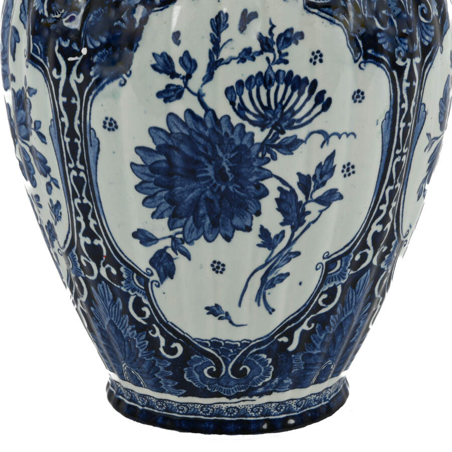 Royal Sphinx Delft Baluster Vase-6
