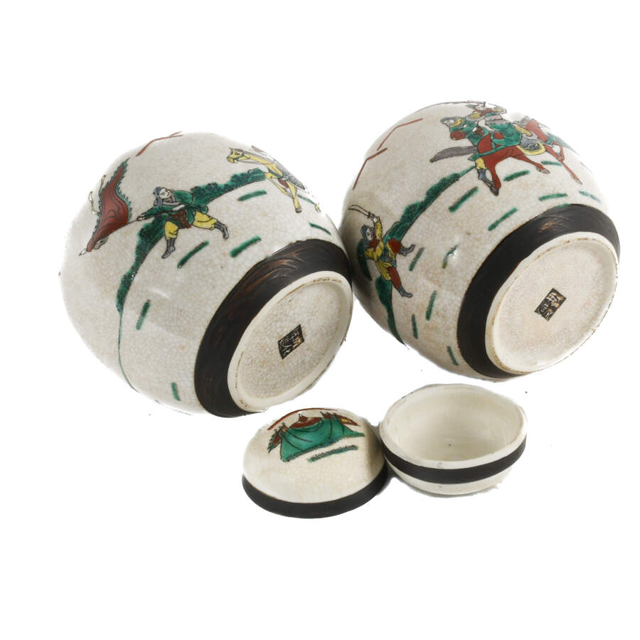 Pair of Chinese Chenghua Nian Zhi Crackle Glaze Covered Jar-7