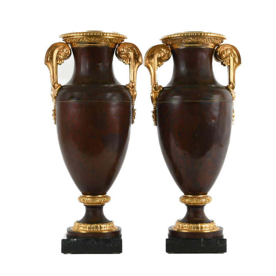 Antique 19th Century Pair of Bronze Urns on Marble Bases-3