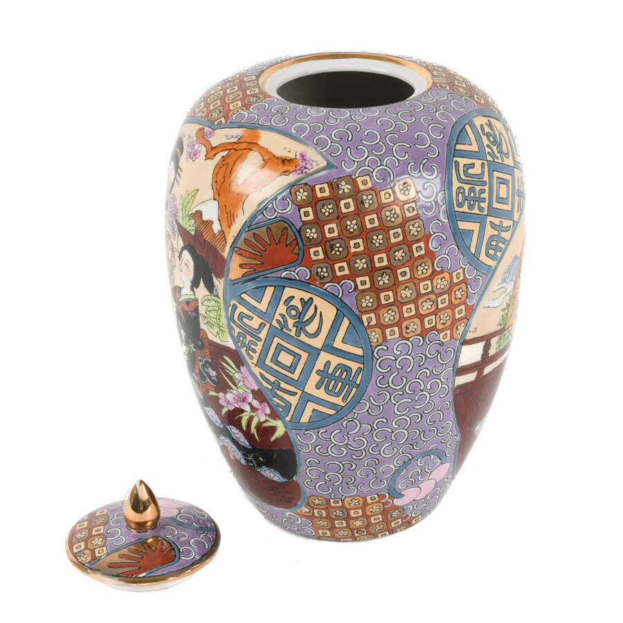 Hand-Painted Geishas Melon Shaped Ginger Jar-5
