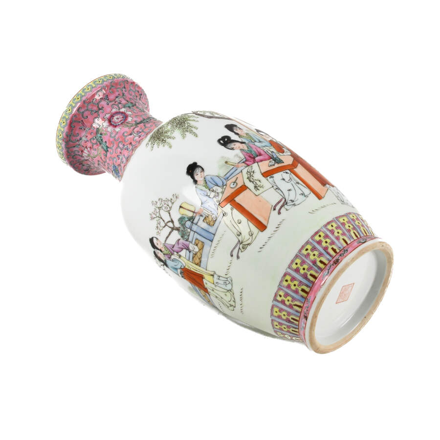 Chinese Famille Rose Vase-5
