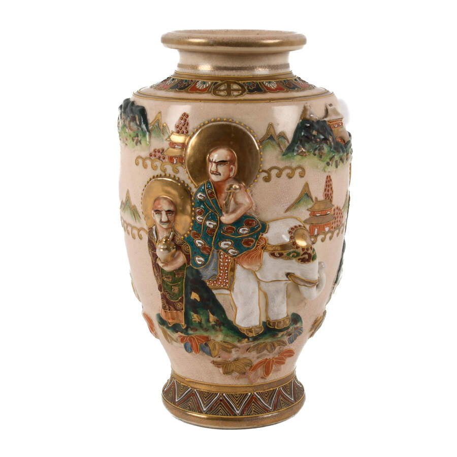 Antique Japanese Immortal Figures Satsuma Vase-3