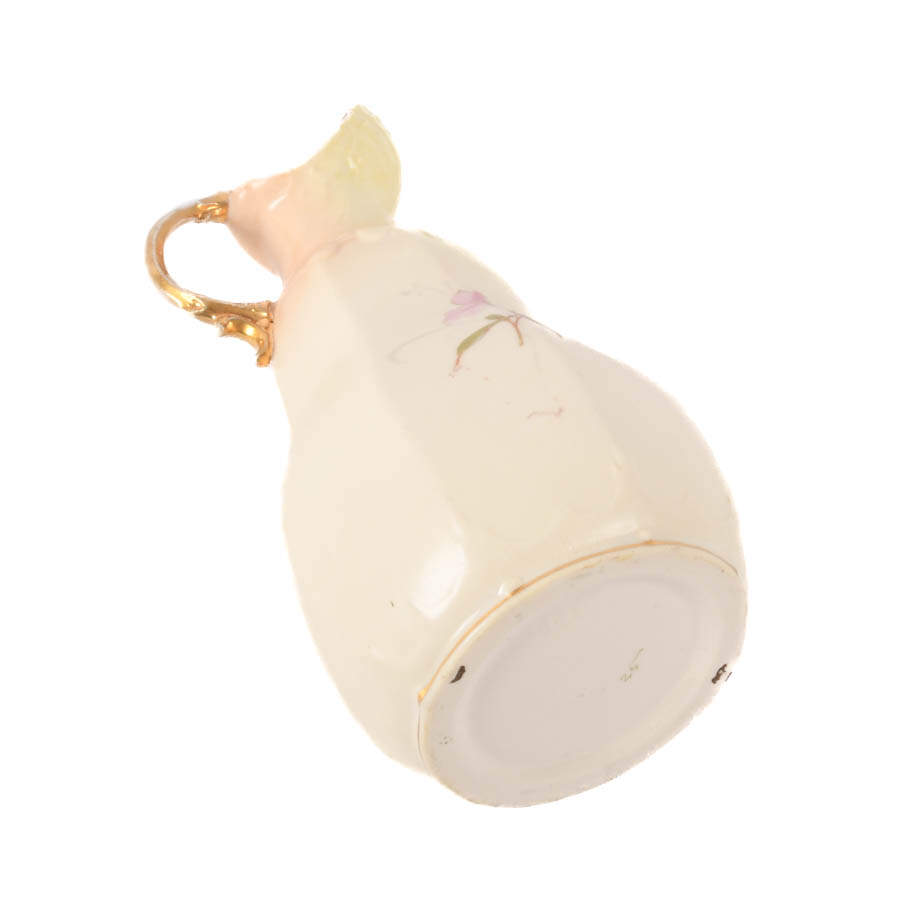 Floral Hand-Painted Porcelain Ewer with Shell Motif-7
