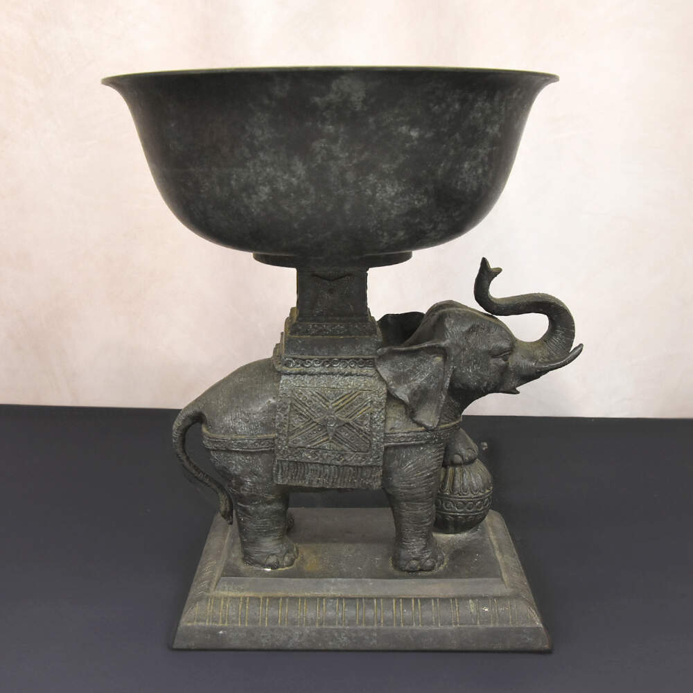 Mid-Century Modern Brass Circus Elephant Jardinière-3