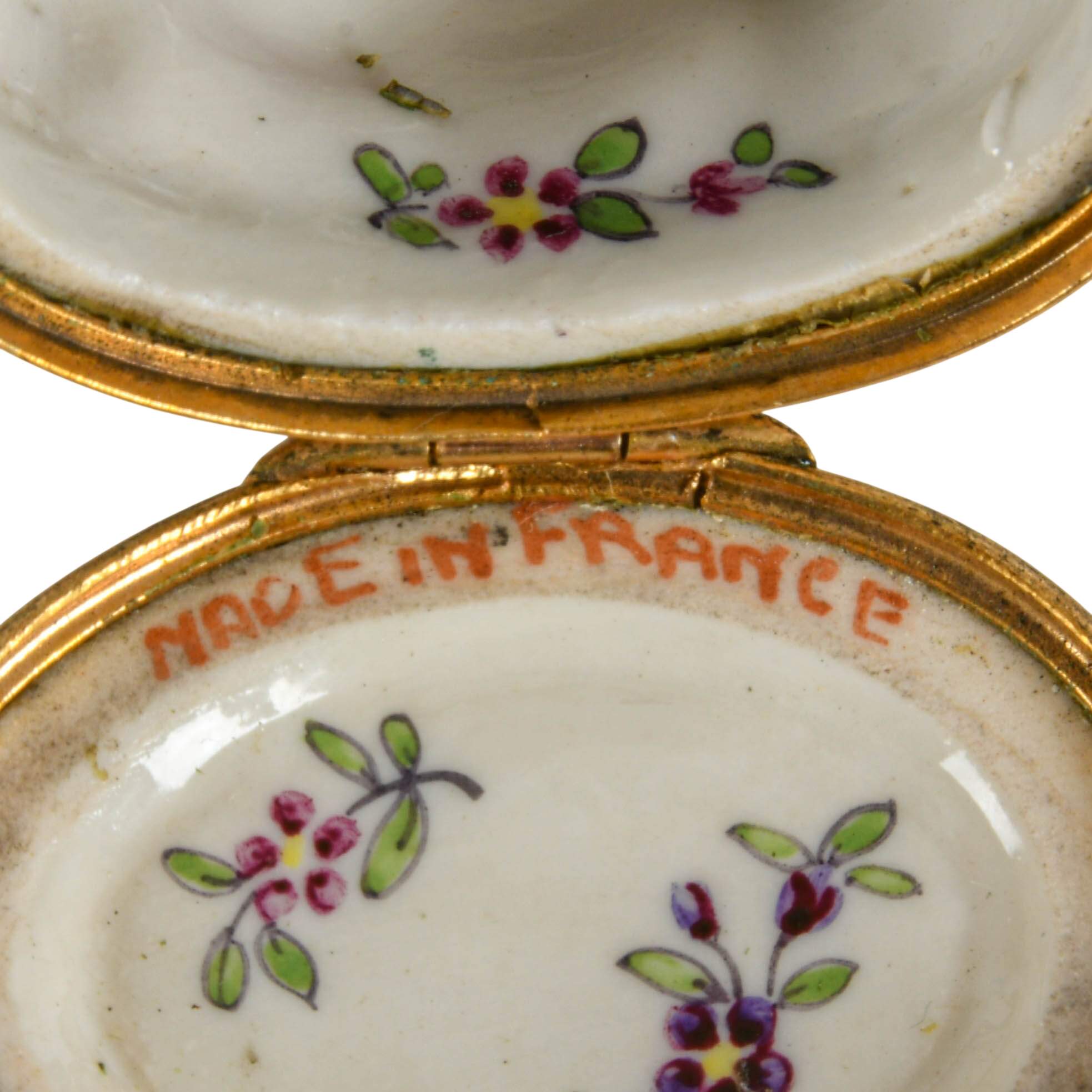 19th-Century French Figural Bonbonniere "Patch Box" in the Chelsea-Style-7