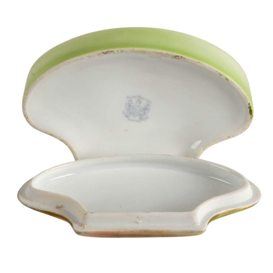Vintage Royal Bayreuth Jack and Jill Porcelain Clam Shell Box-8