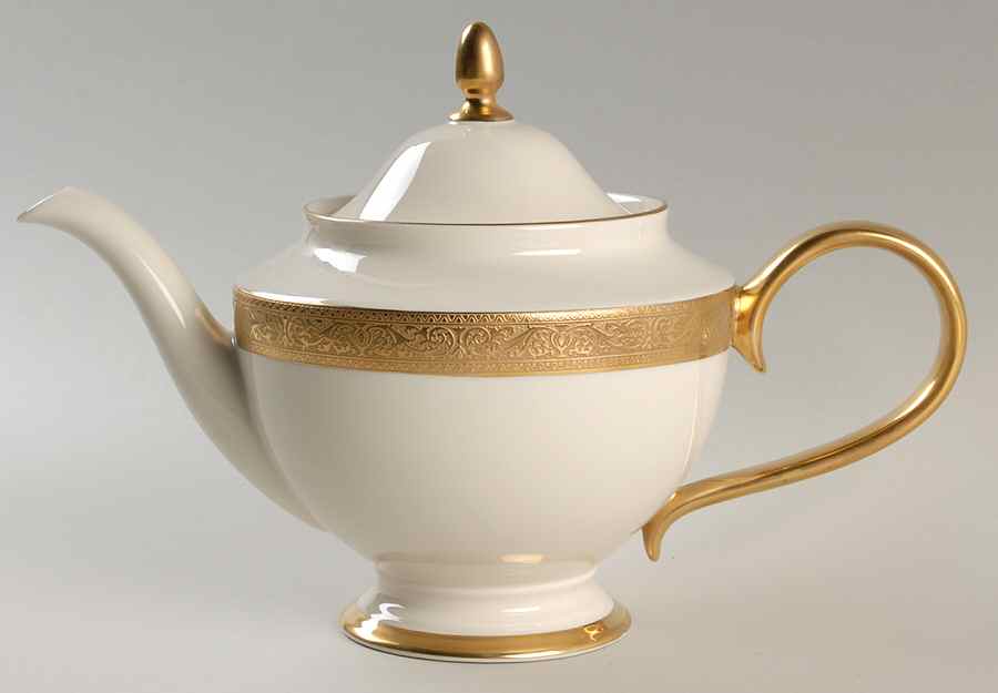 Westchester 1999 Shape Teapot & Lid by Lenox | Replacements, Ltd.