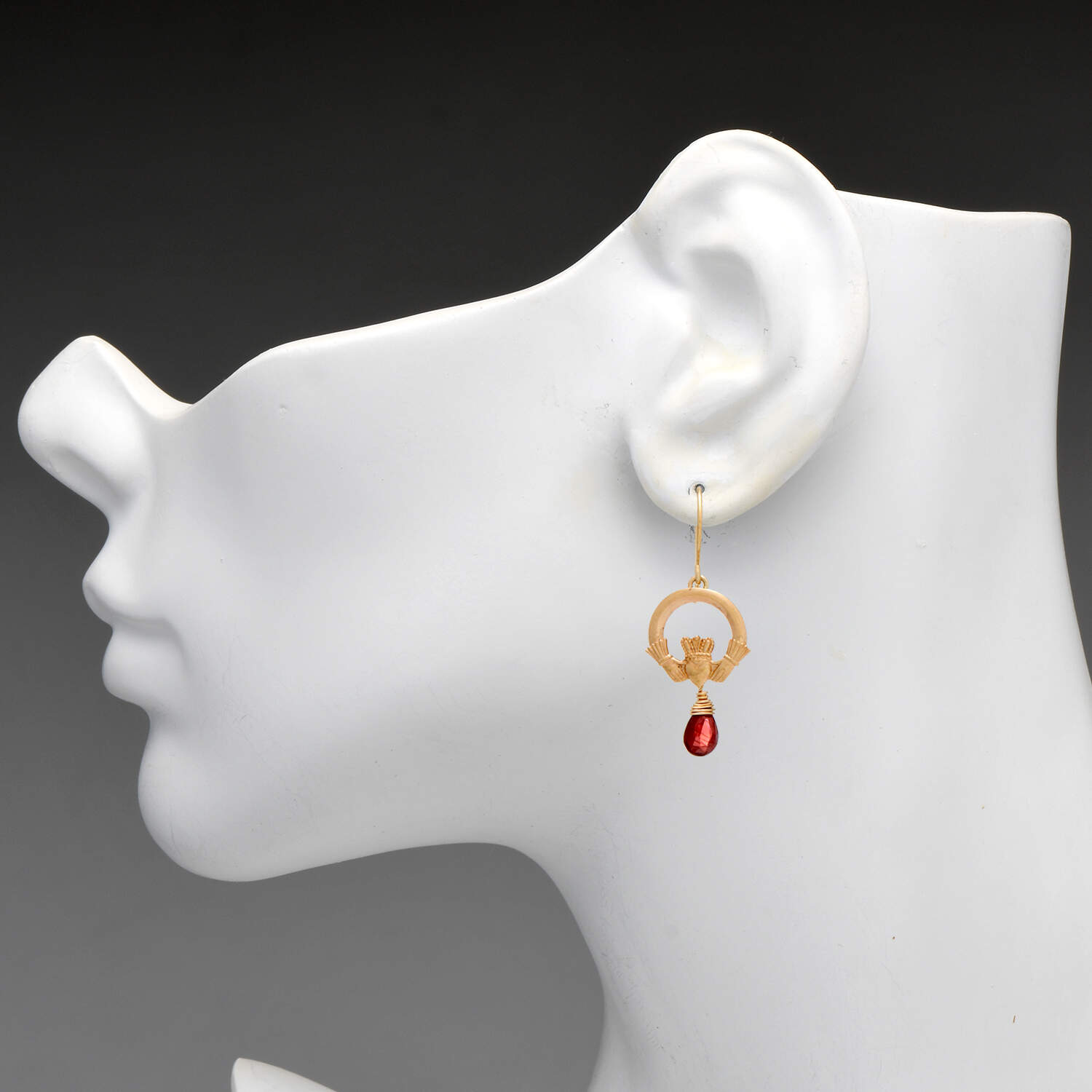 9KY Vintage Garnet Claddagh Drop Earrings-3