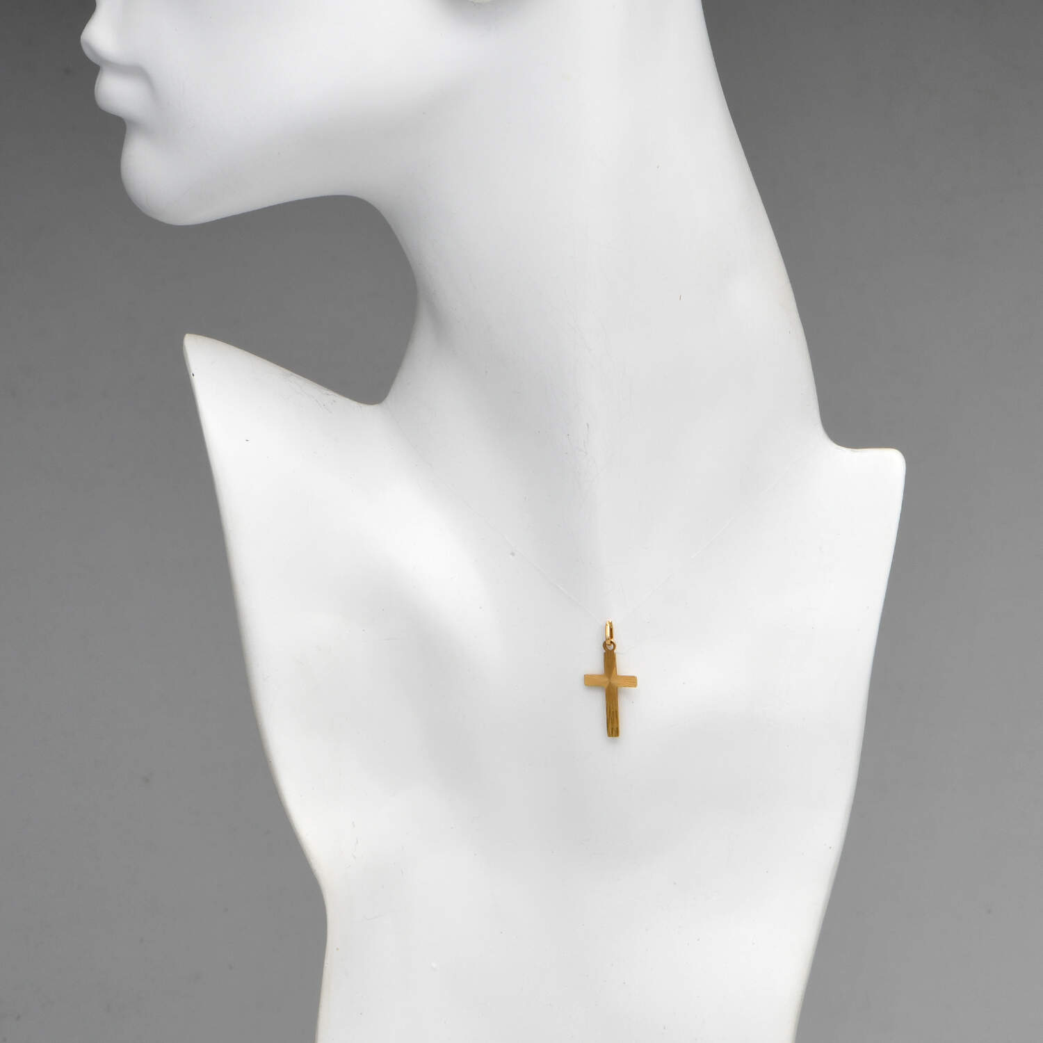 14KY Italian Diamond-Cut Radiant Cross Pendant-3