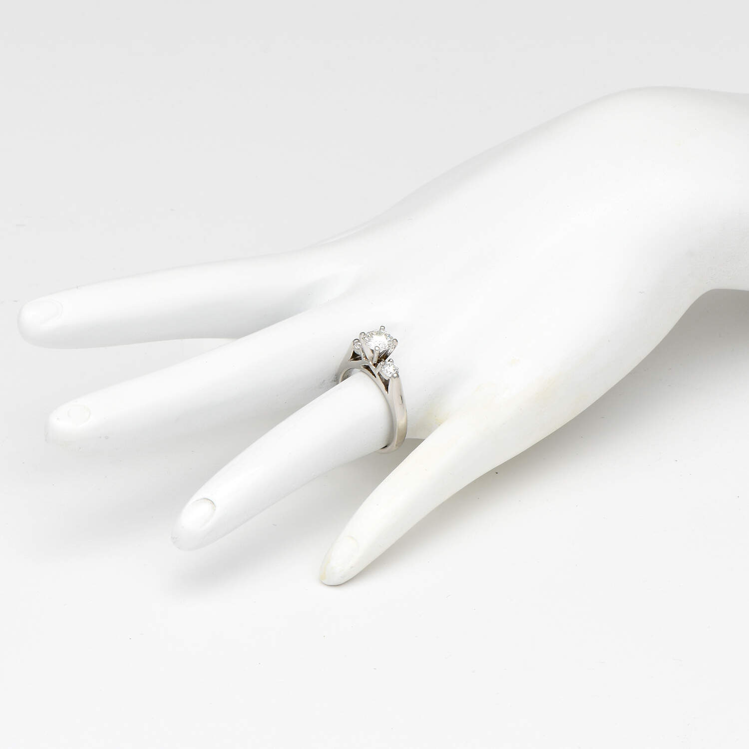 Platinum Three Stone Diamond(1.05) Ring-5