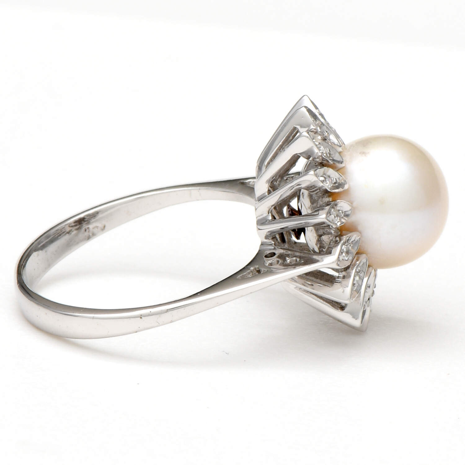 18KW Pearl(8.8 mm) & Diamond(0.08) Ring-4