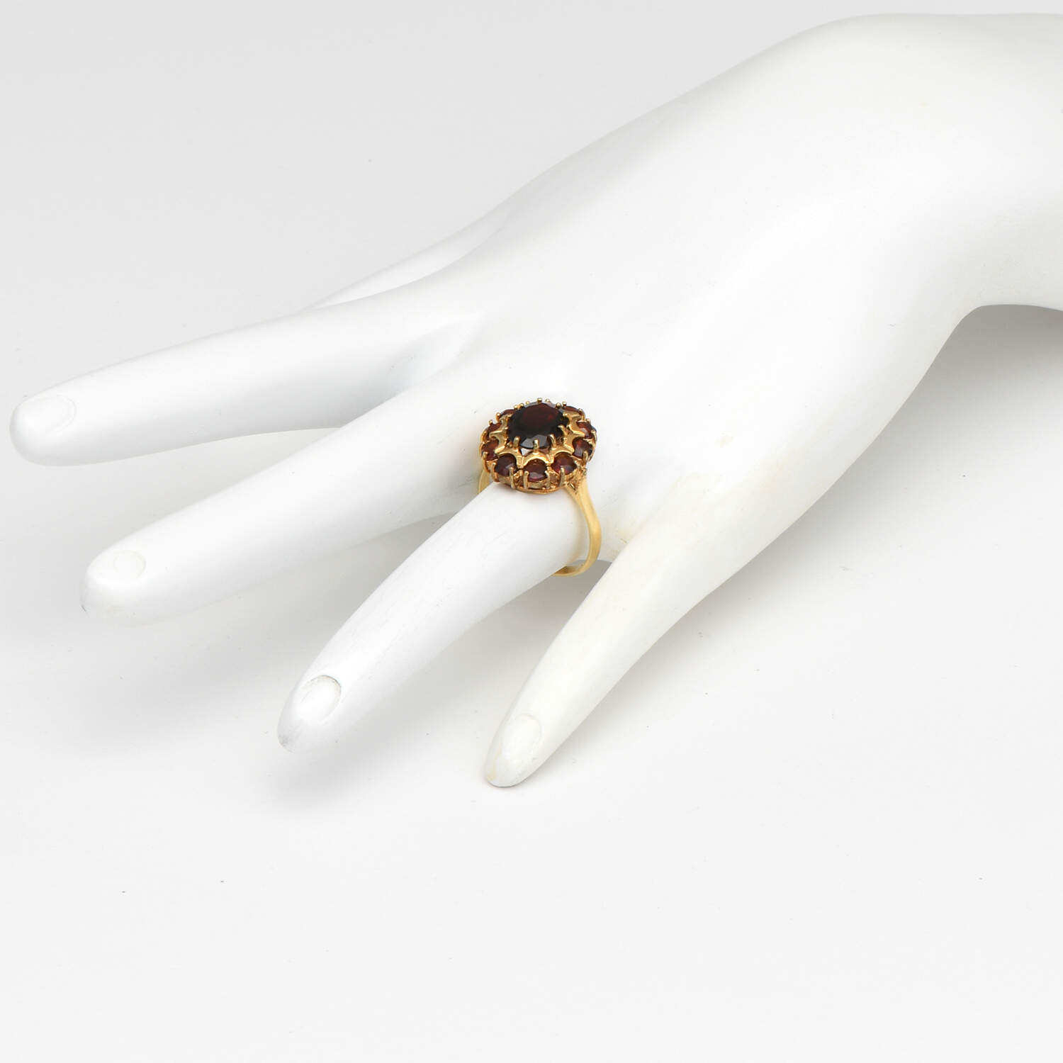 18KY Pyrope Garnet(3.30) Halo Ring-6