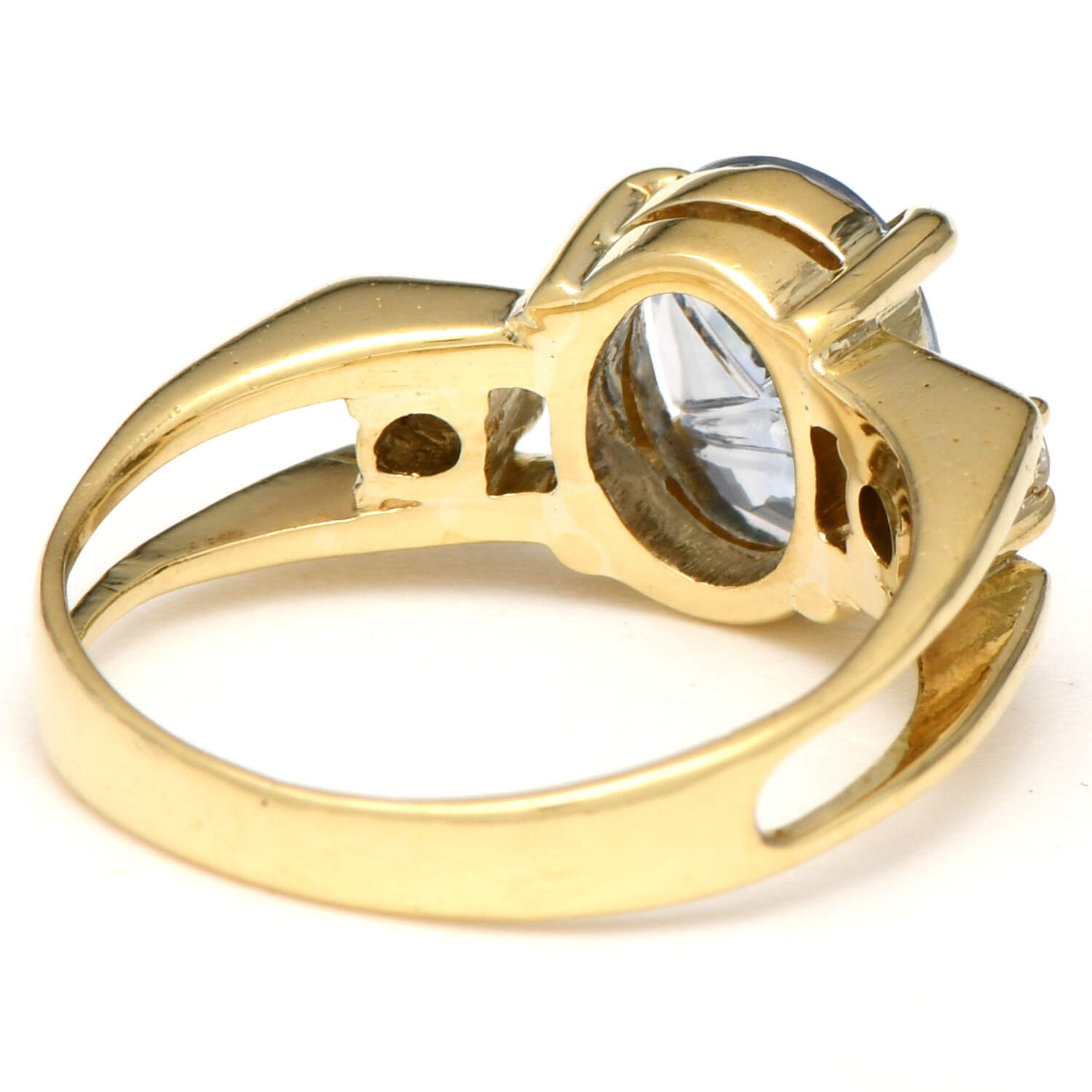 18KY Fancy Carved Sapphire(1.80) & Diamond(0.06) Ring-2