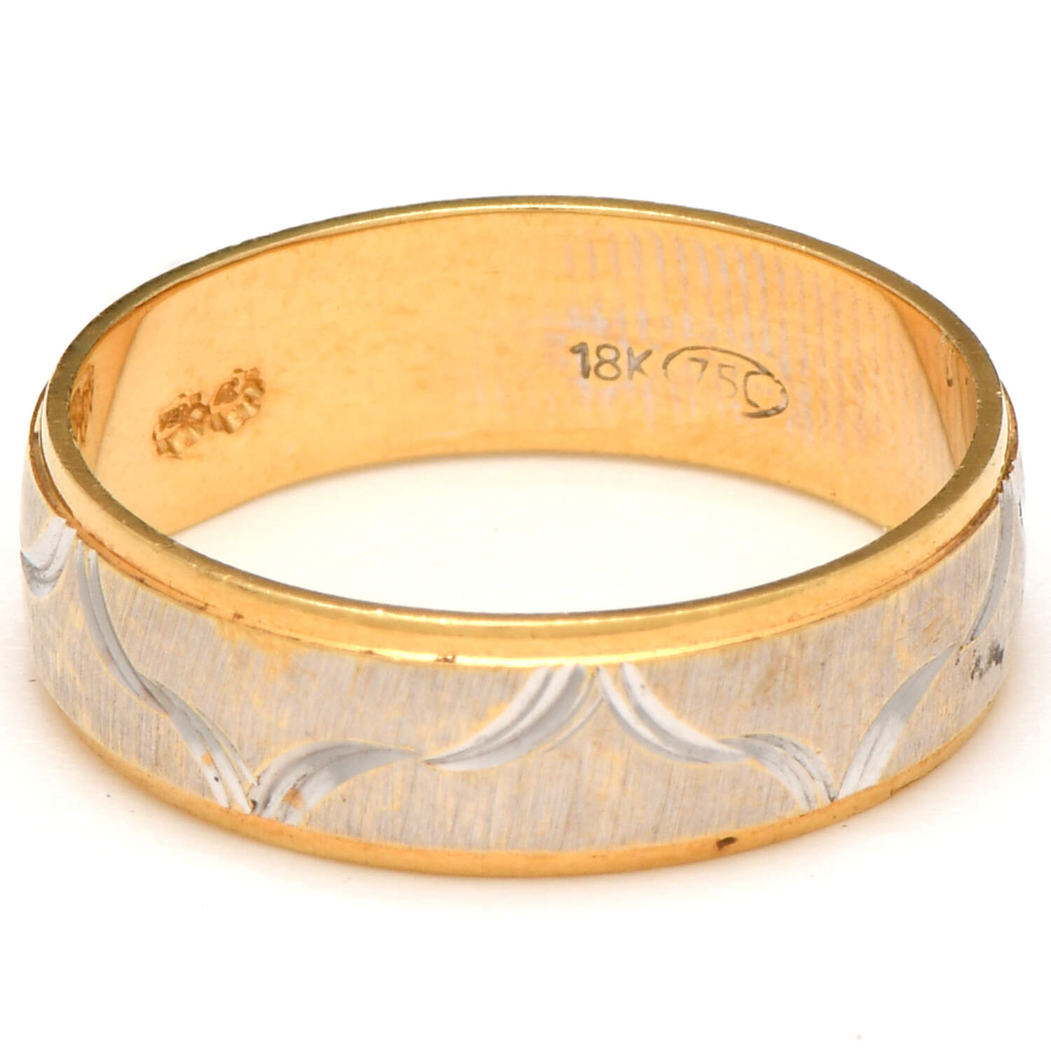 18KYW Brushed & Engraved Band Ring-2