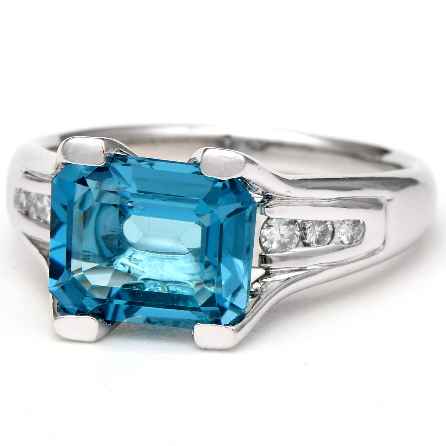 Platinum Blue Topaz(3.77) & Diamond(0.14) Ring-1