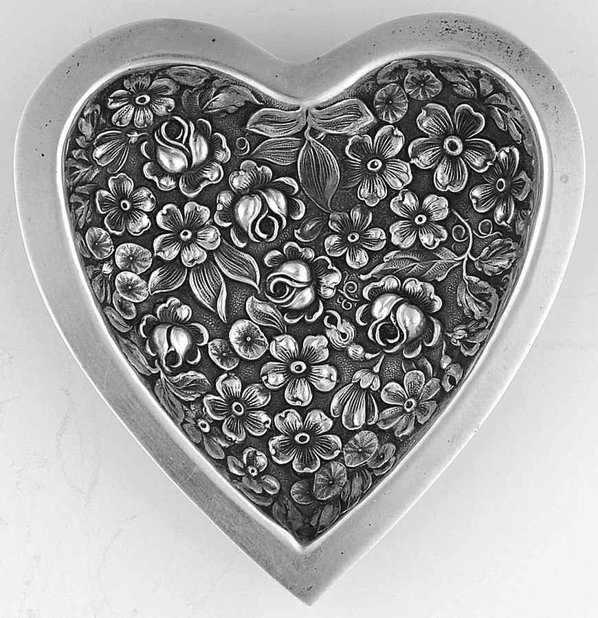 Stieff Rose (Sterling, 1892, Hollowware) Heart Shape Pin Tray by