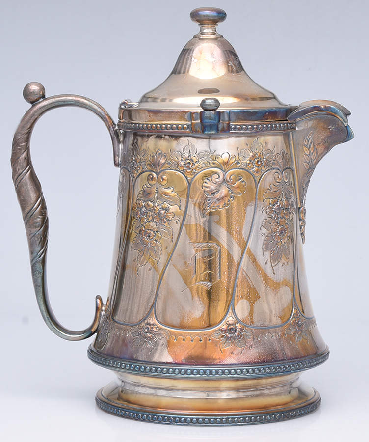 Silverplate Hollowware Water Pitcher with Hinged Lid by Reed & Barton-3