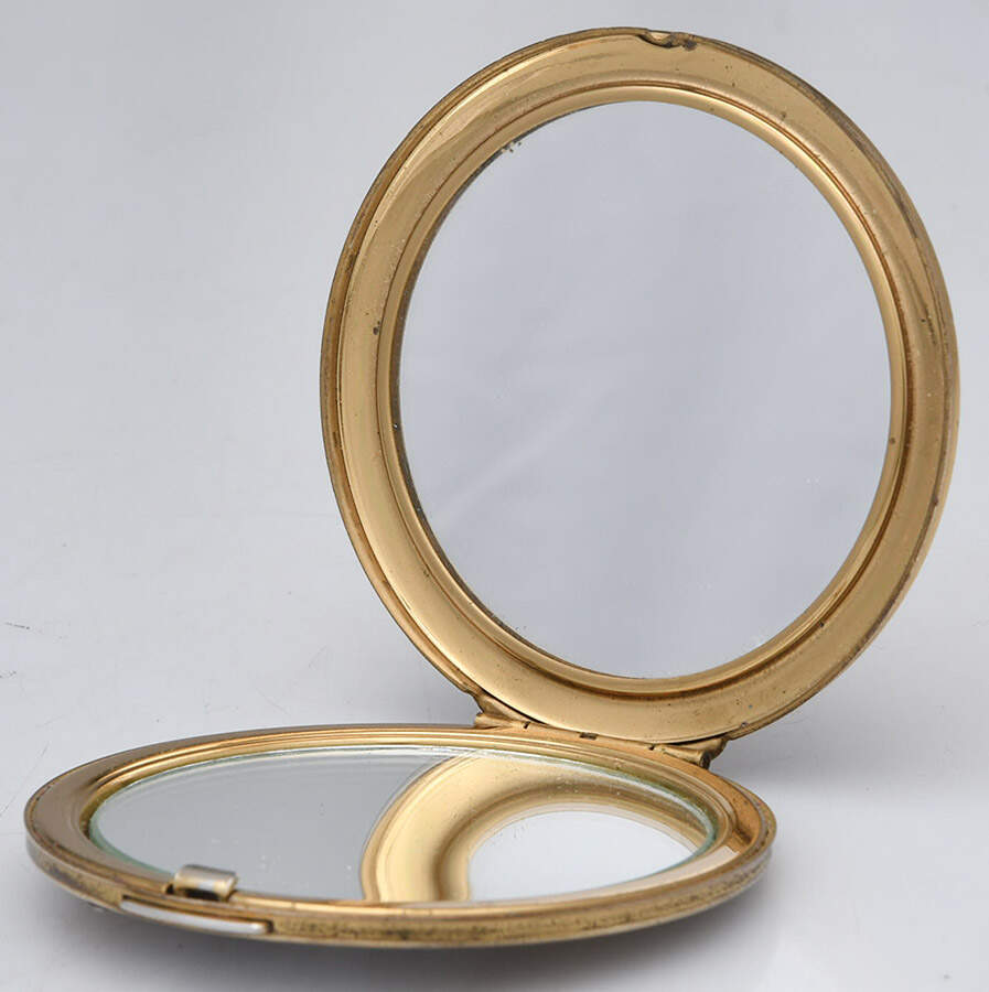 SR71 (Hollowware) Compact with Mirror by Stratton-3
