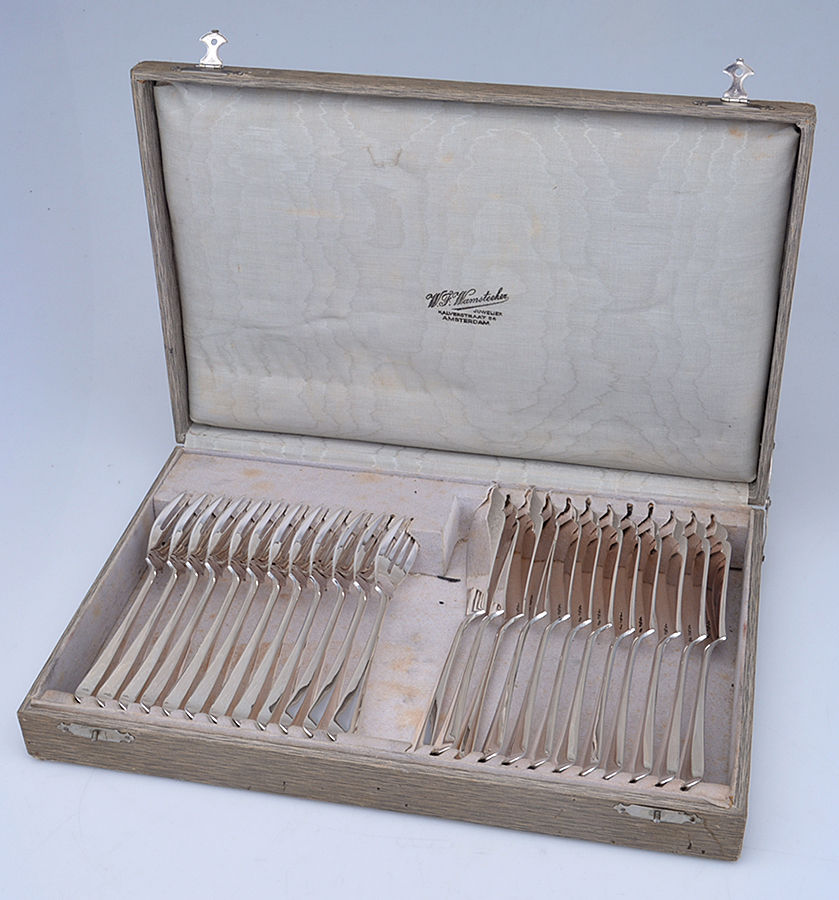 Netherlands Sterling Flatware (24 Pc) Fish Set (12 Individual Forks and Knives) by Unknown Mfg Silver-3
