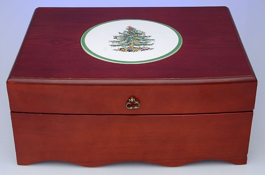 Christmas Tree (Stainless) Used Flatware Chest, No Drawer by Wallace Silver-1