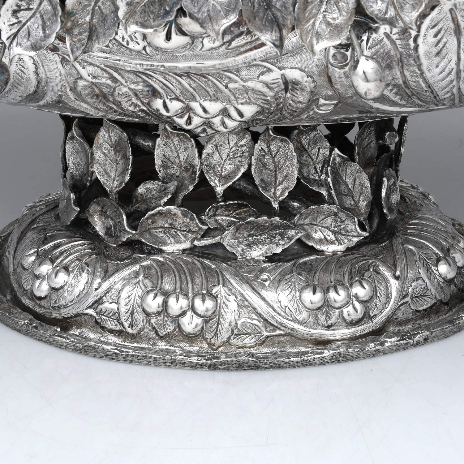 HZO1 (Sterling, Hollowware) Oval Pedestal Centerpiece by Hazorfim-Israel-2
