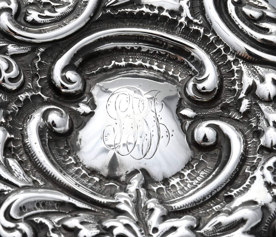 Repousse (Sterling, Hollowware) Solid Powder Box by Wilcox & Eversten-2