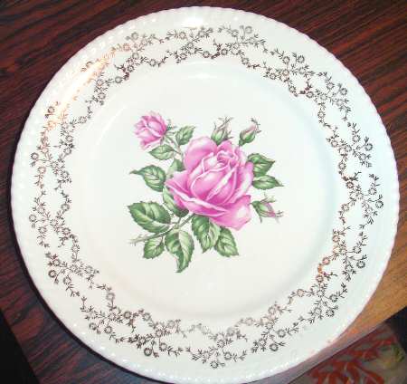 Rosebud by British Empire Ware