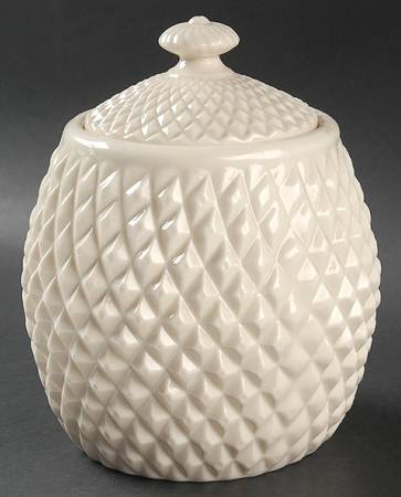 Diamond by Belleek Pottery (Ireland)